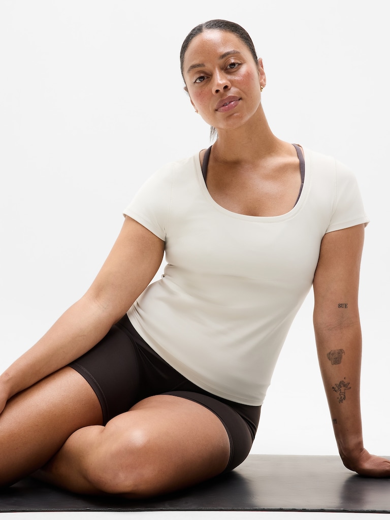 Transcend Scoop Tee