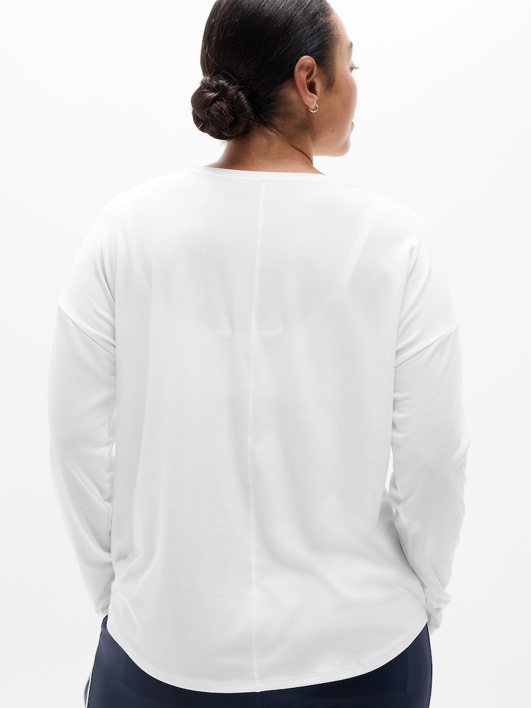 Move With Ease Top