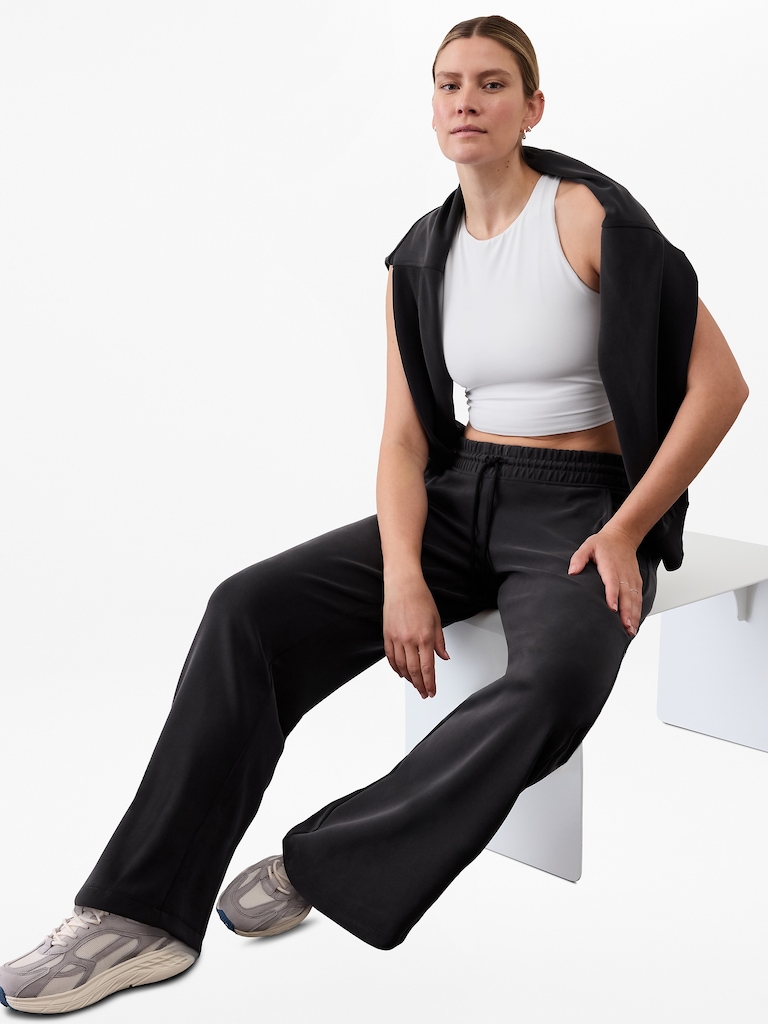 Seasoft Mid Rise Straight Pant