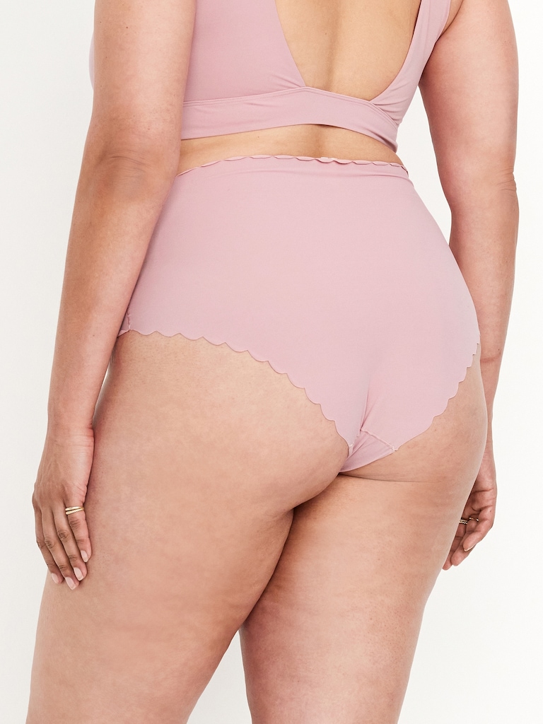 High-Waisted No-Show Scalloped Brief Underwear