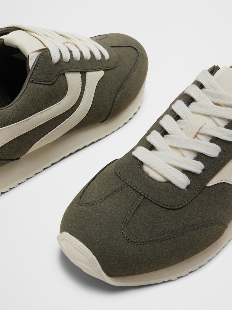 Vegan Leather Trainer Sneaker