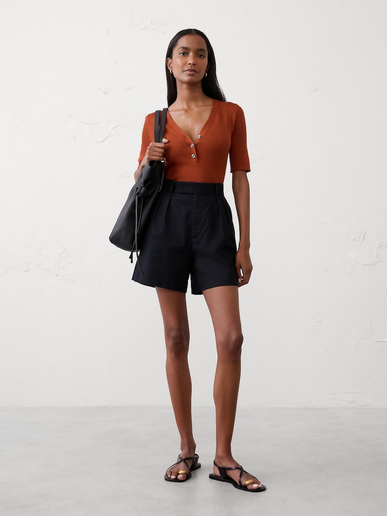 Ribbed Sweater Henley