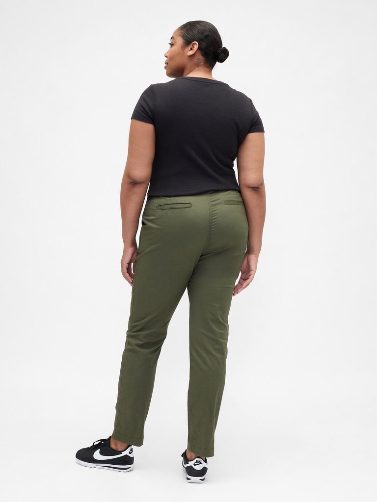 Mid Rise Downtown Khakis