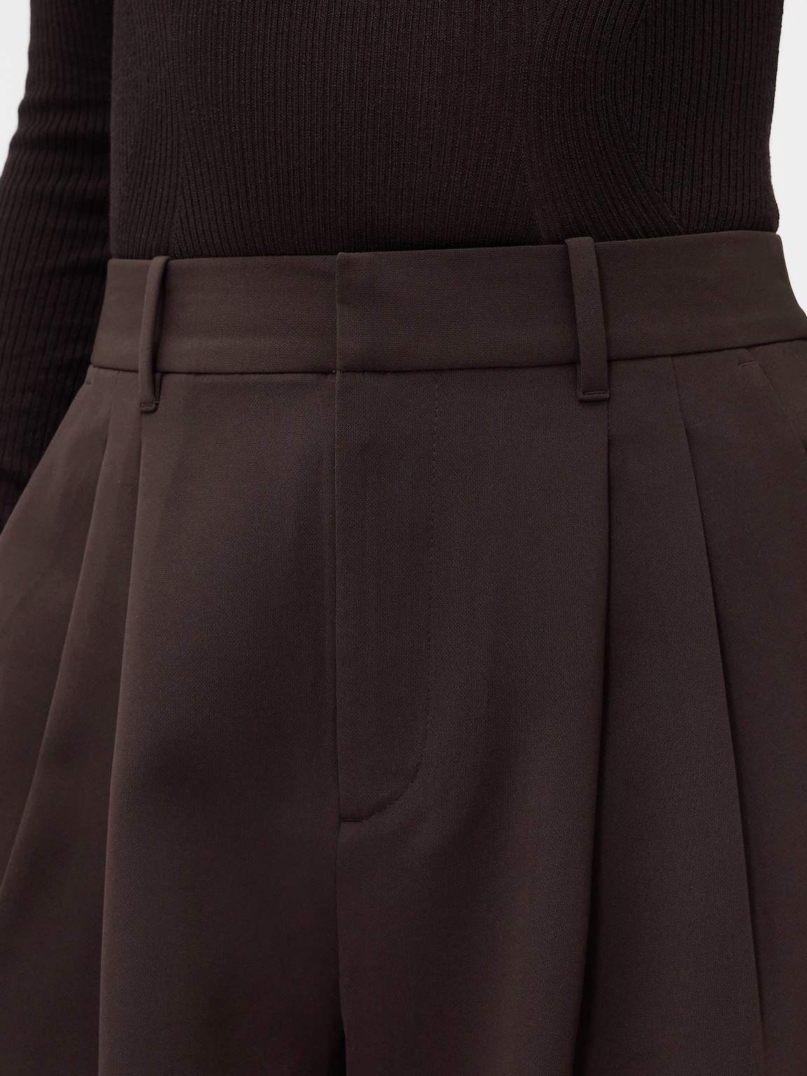 365 High Rise Pleated Trousers