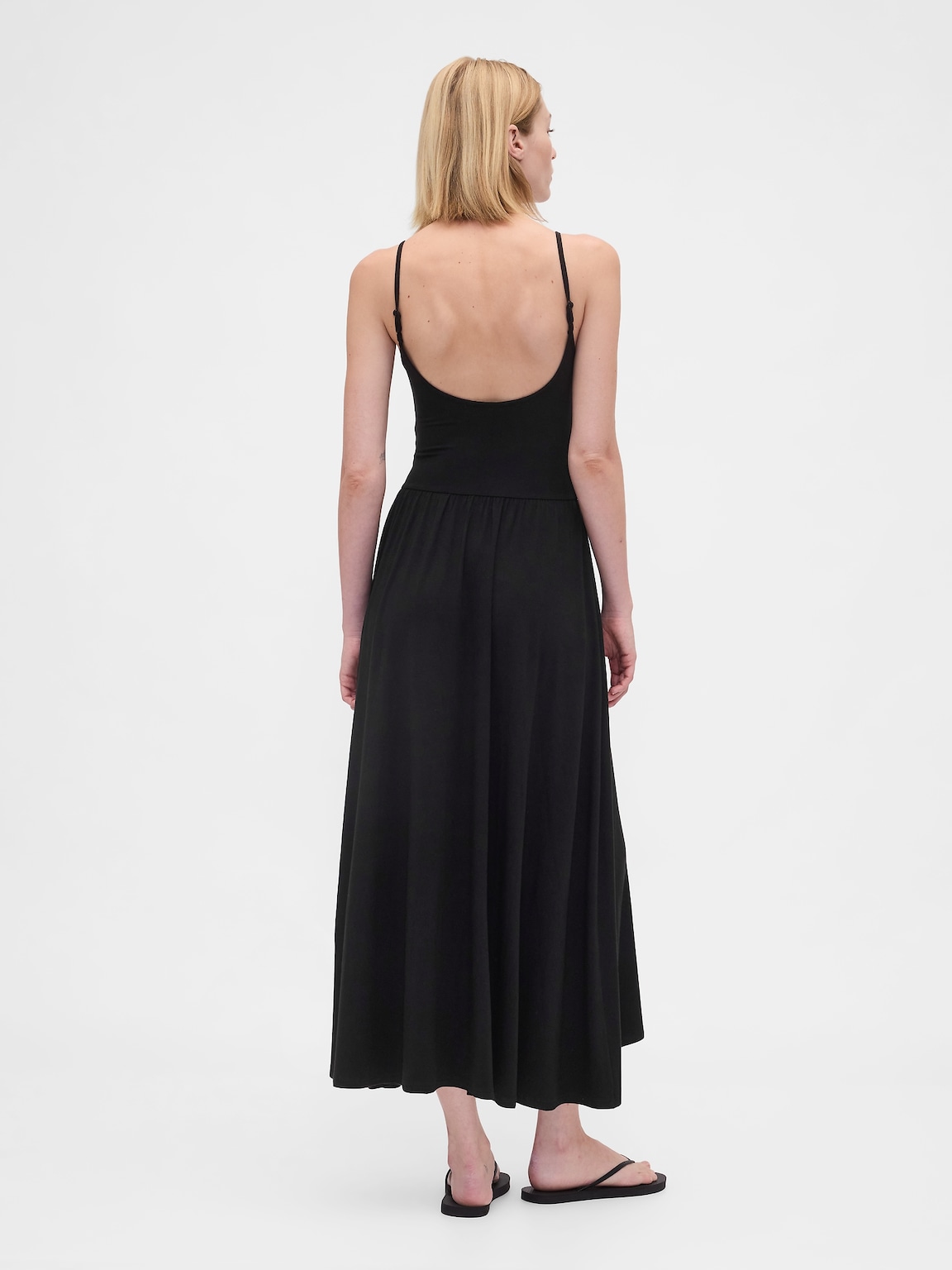 Scoop Neck Maxi Dress