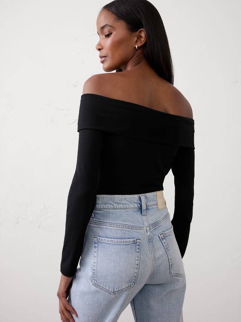 Soft Stretch Off-Shoulder Top