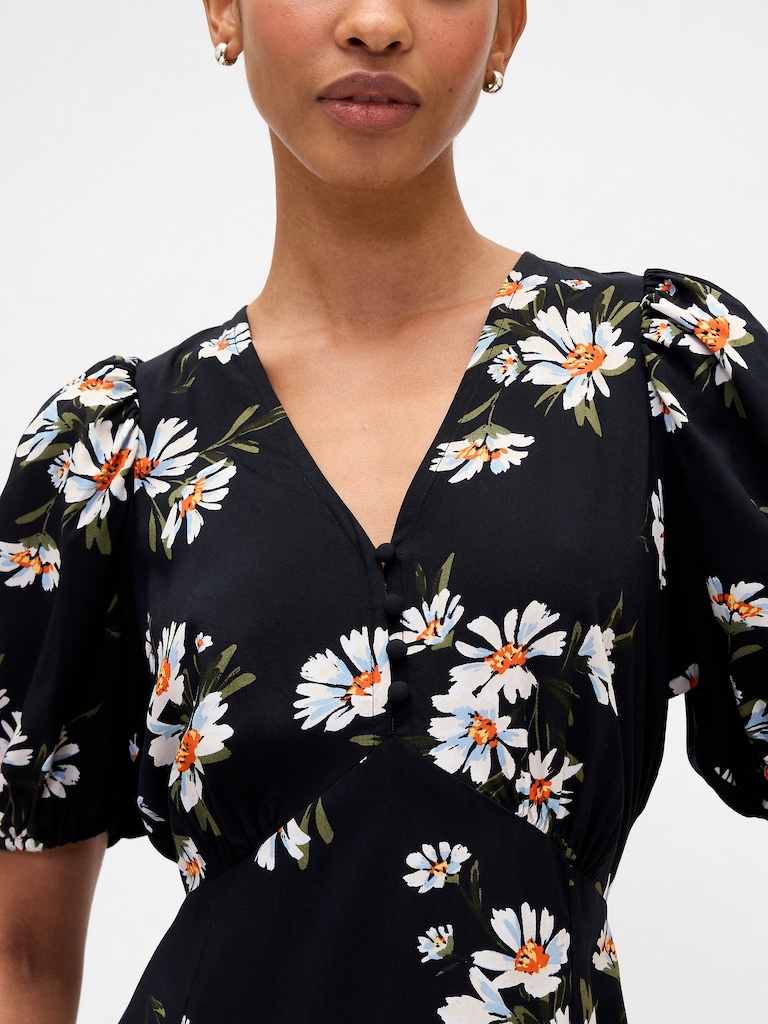 Puff Sleeve V-Neck Maxi Dress