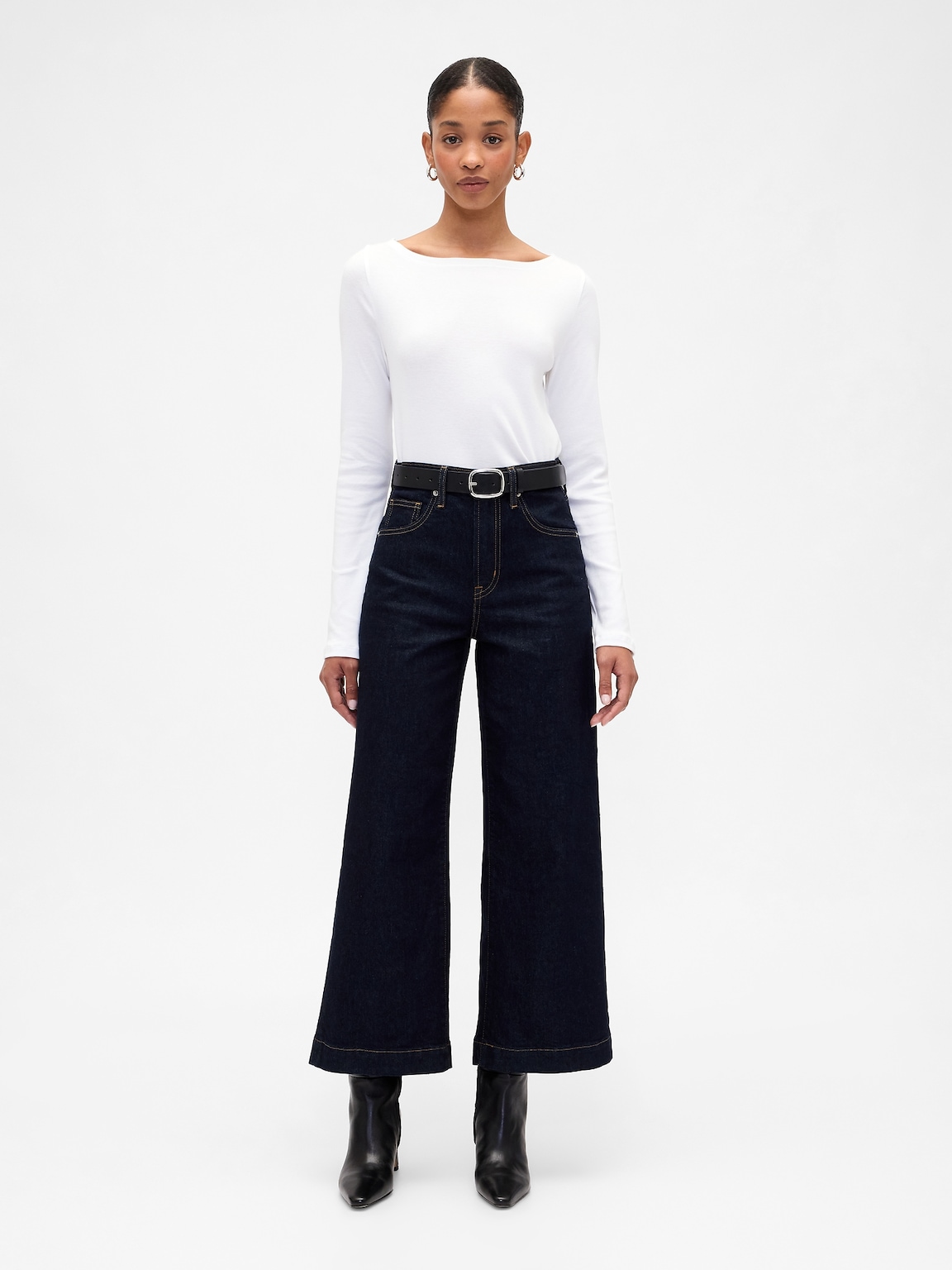 Modern Ribbed Boatneck T-Shirt