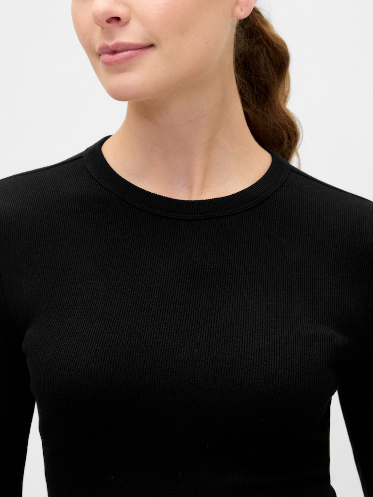 Essential Ribbed Crewneck T-Shirt