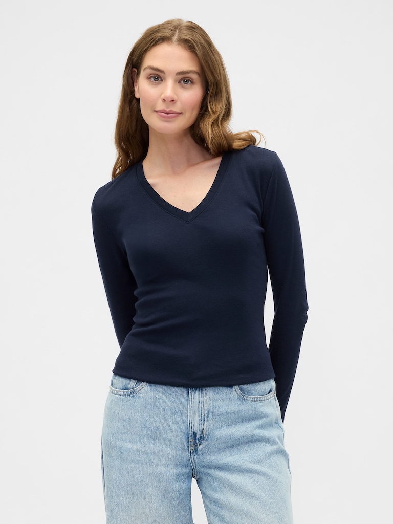 Modern Ribbed V-Neck T-Shirt