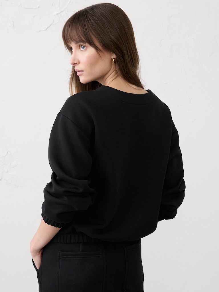 Weekender High-Neck Sweatshirt