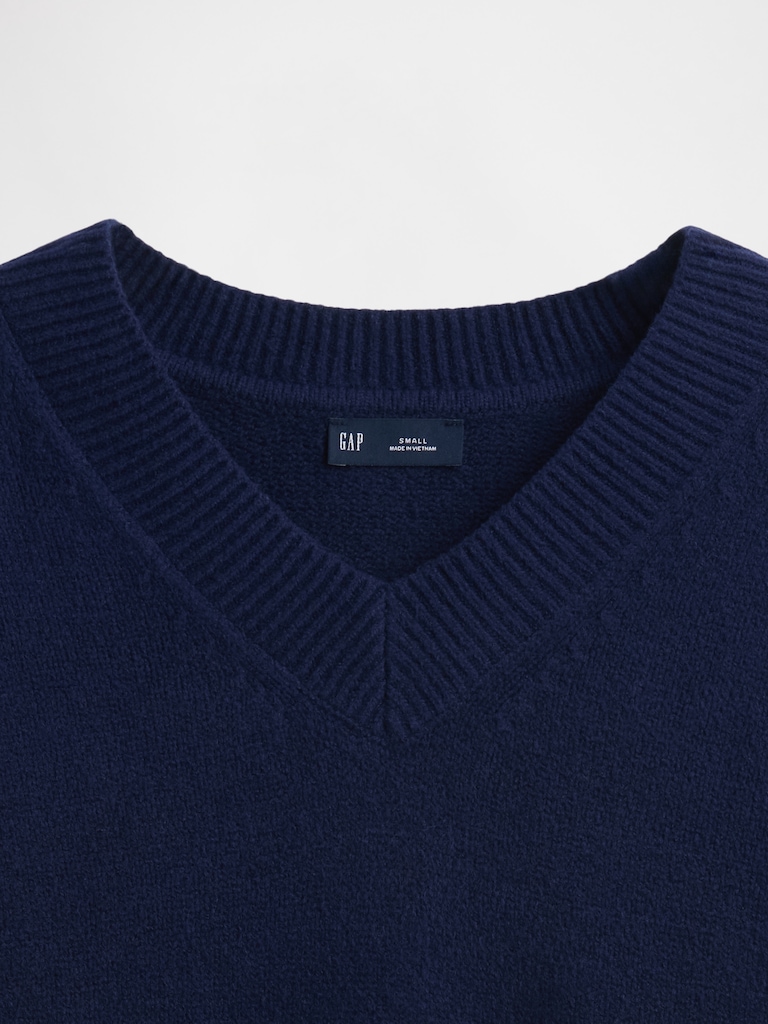CashSoft Oversized V-Neck Sweater