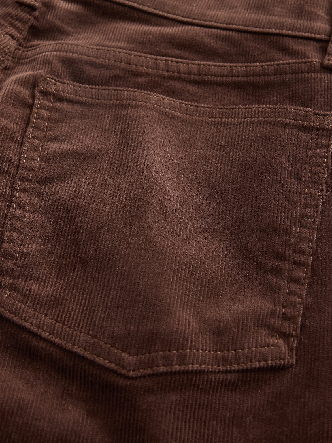 High Rise Corduroy '90s Slim Straight Jeans