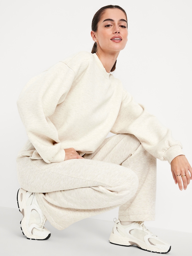 Bounce Fleece Bubble-Hem Sweatshirt