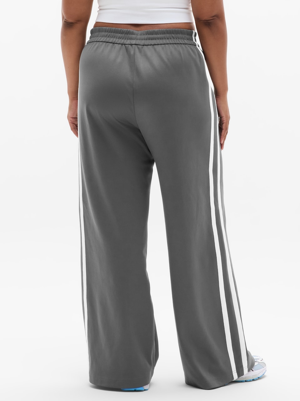 Tempo Mid Rise Wide Leg Track Pant