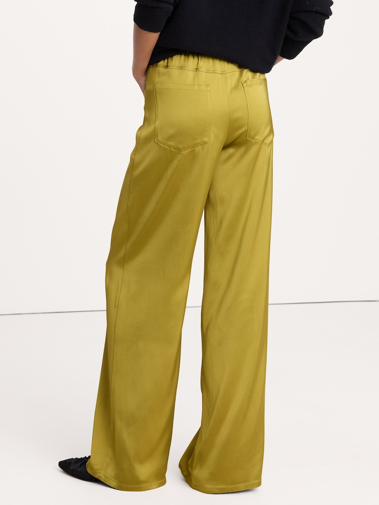 The Studio Wide-Leg Drawstring Pant in Stretch-Satin