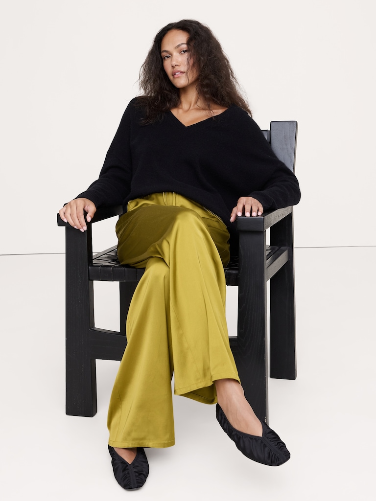 The Studio Wide-Leg Drawstring Pant in Stretch-Satin