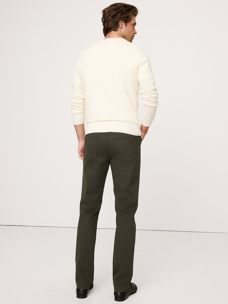 Slim Traveler Pant
