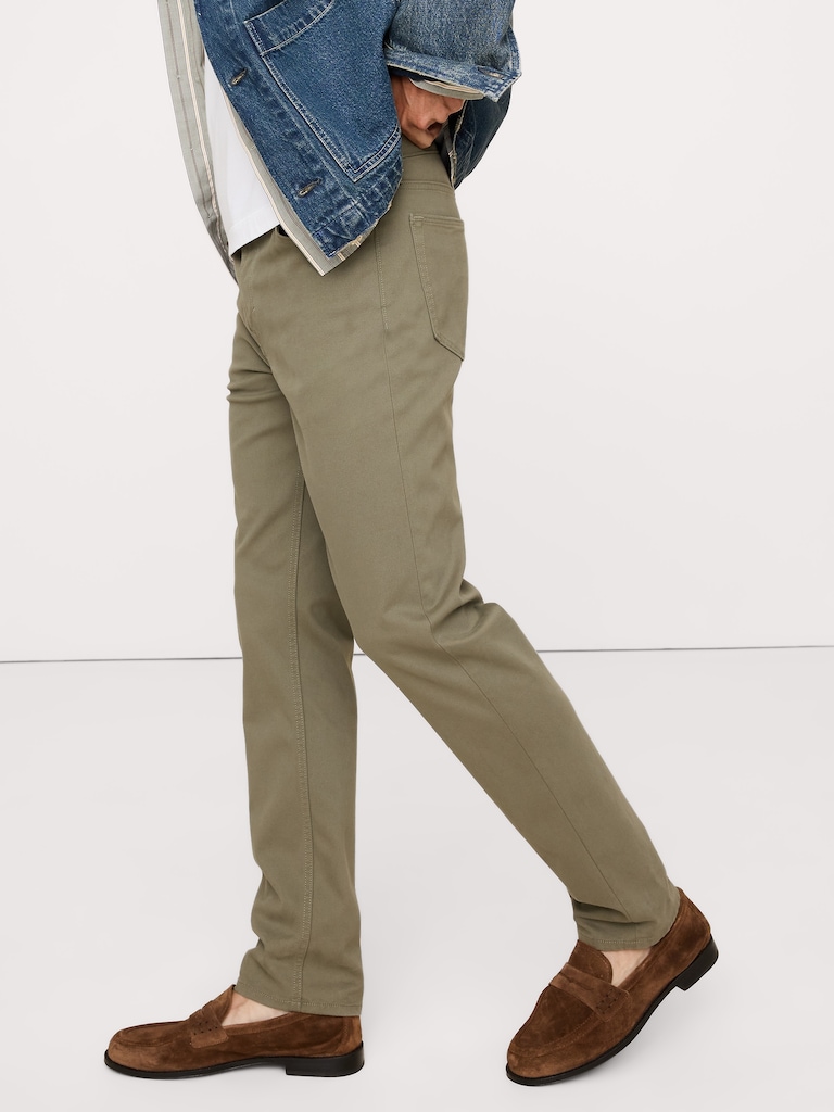 Slim Traveler Pant