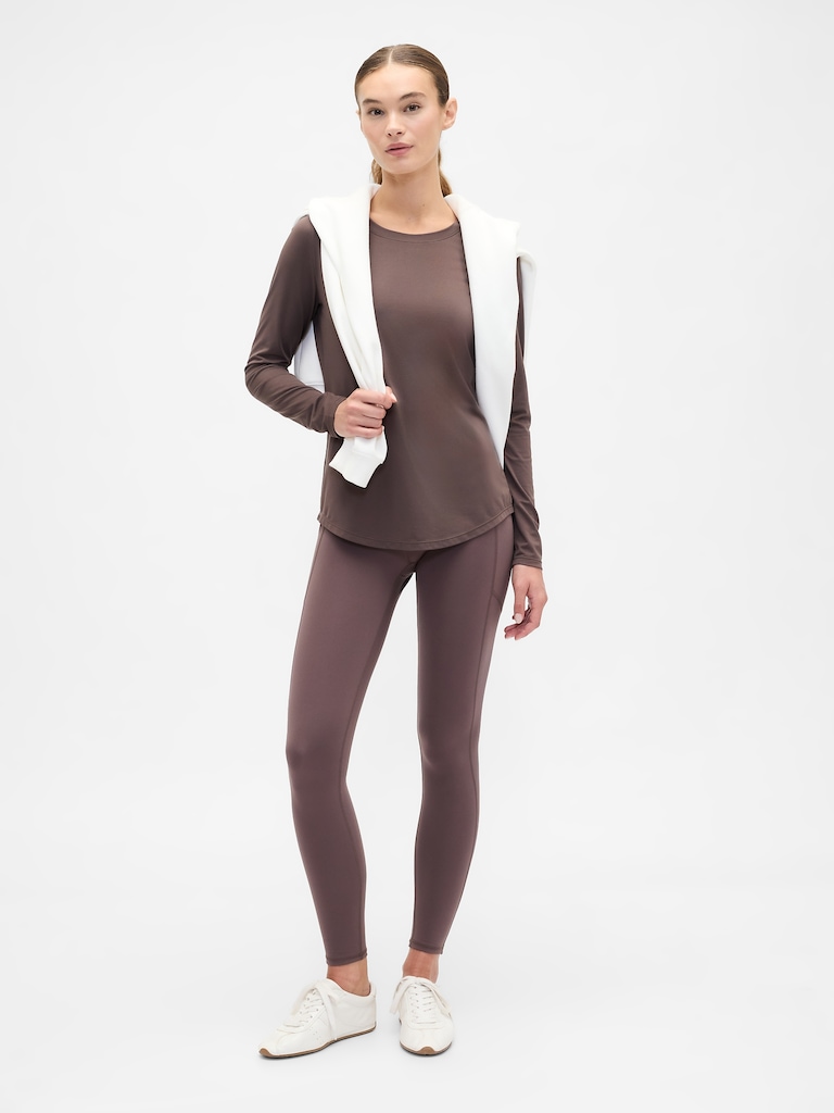 GapFit Brushed Jersey Curved-Hem T-Shirt