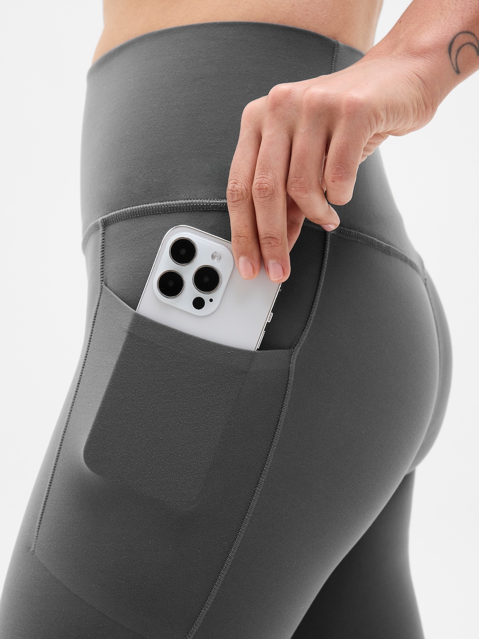 Salutation Stash High Rise 7/8 Legging