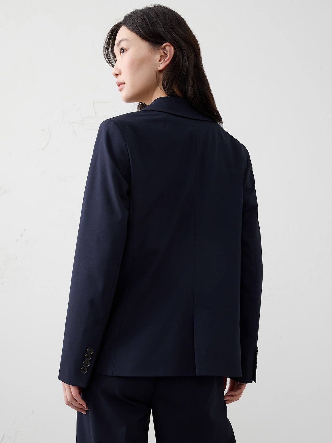 Sculpted Stretch Blazer