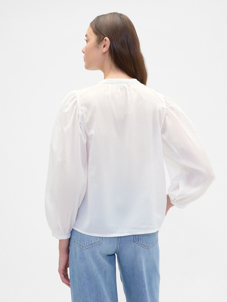 Relaxed Puff Sleeve Lace Top