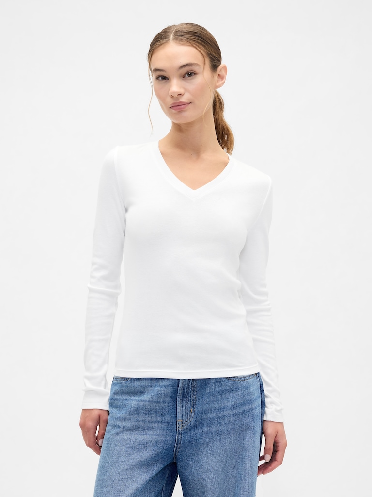 Modern Ribbed V-Neck T-Shirt