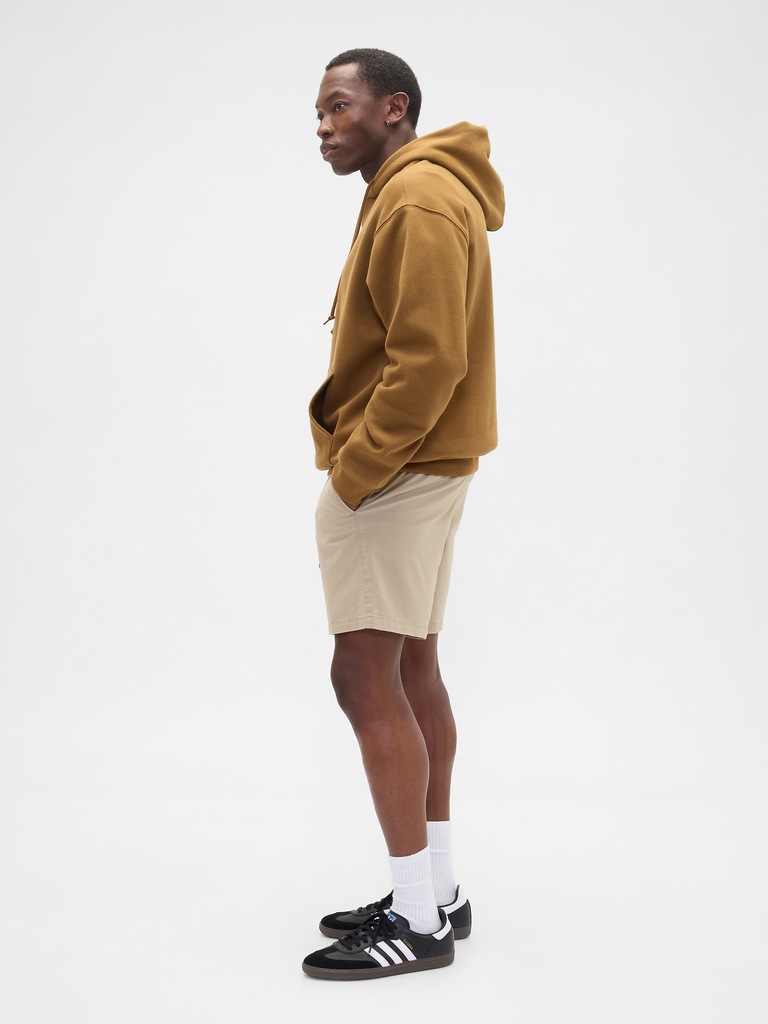 7" Essential Khaki Shorts