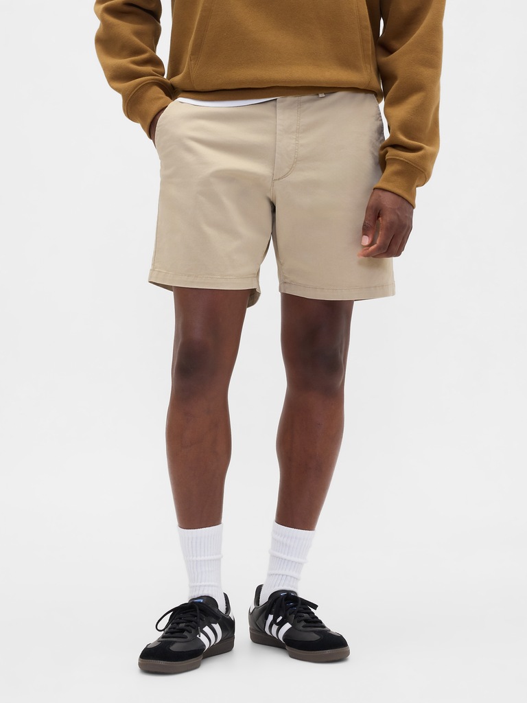7" Essential Khaki Shorts