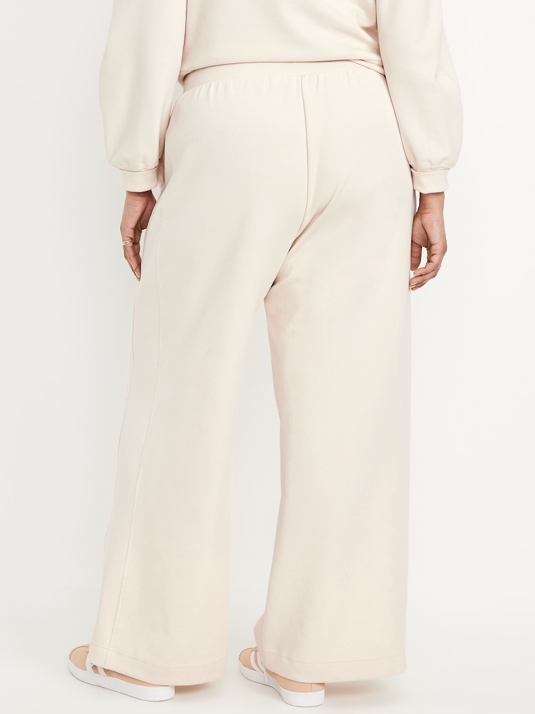 Extra High-Waisted Dynamic Fleece Wide-Leg Sweatpants