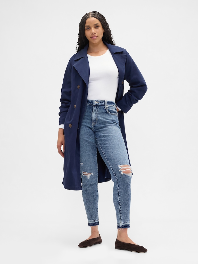 Mid Rise Destructed Universal Skinny Jeans