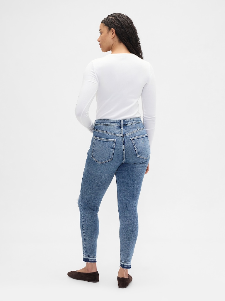 Mid Rise Destructed Universal Skinny Jeans