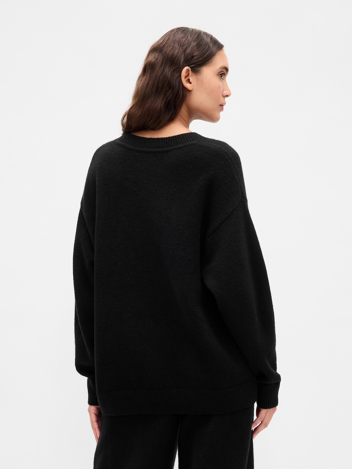 CashSoft Oversized V-Neck Sweater