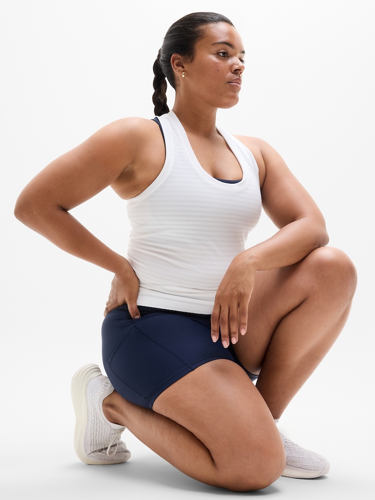 Momentum Seamless Tank