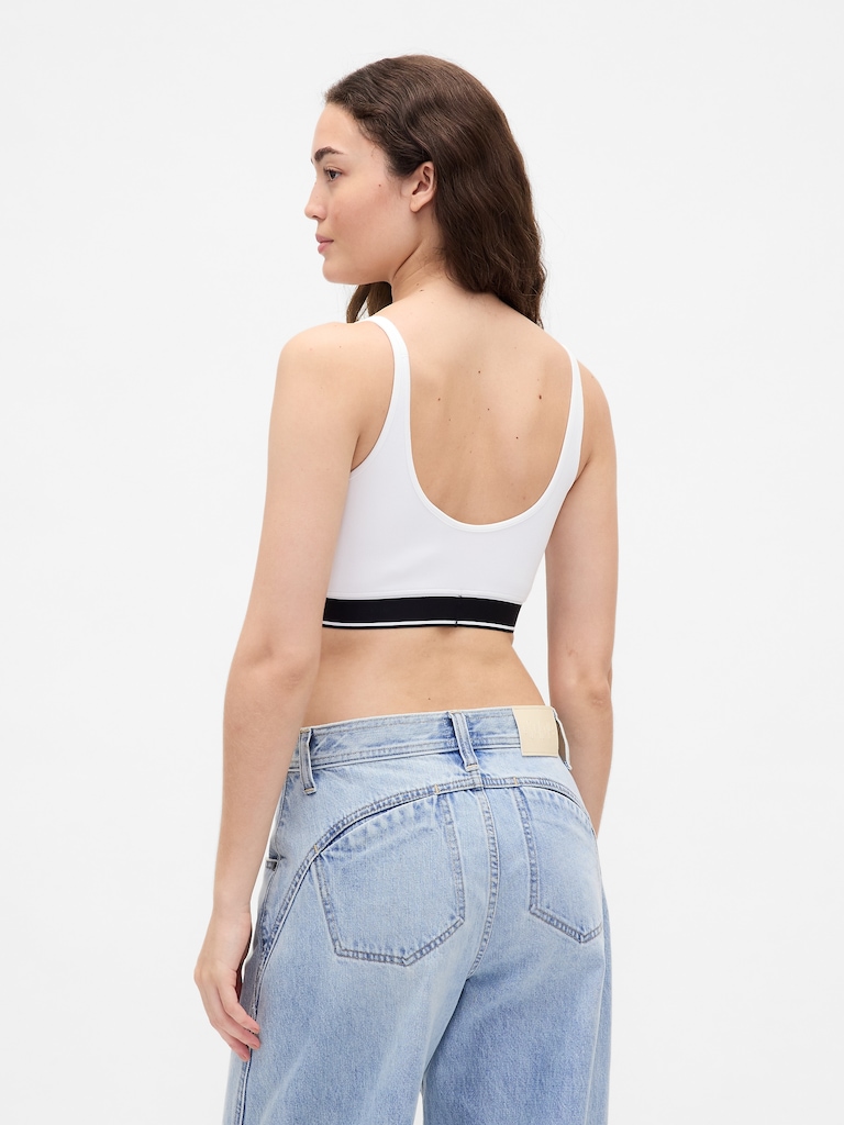 Gap × BÉIS Seamless Logo Sports Bra
