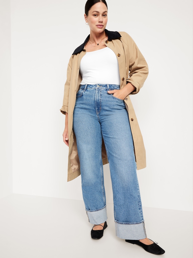 Fitted Double-Layer Scoop-Neck Top