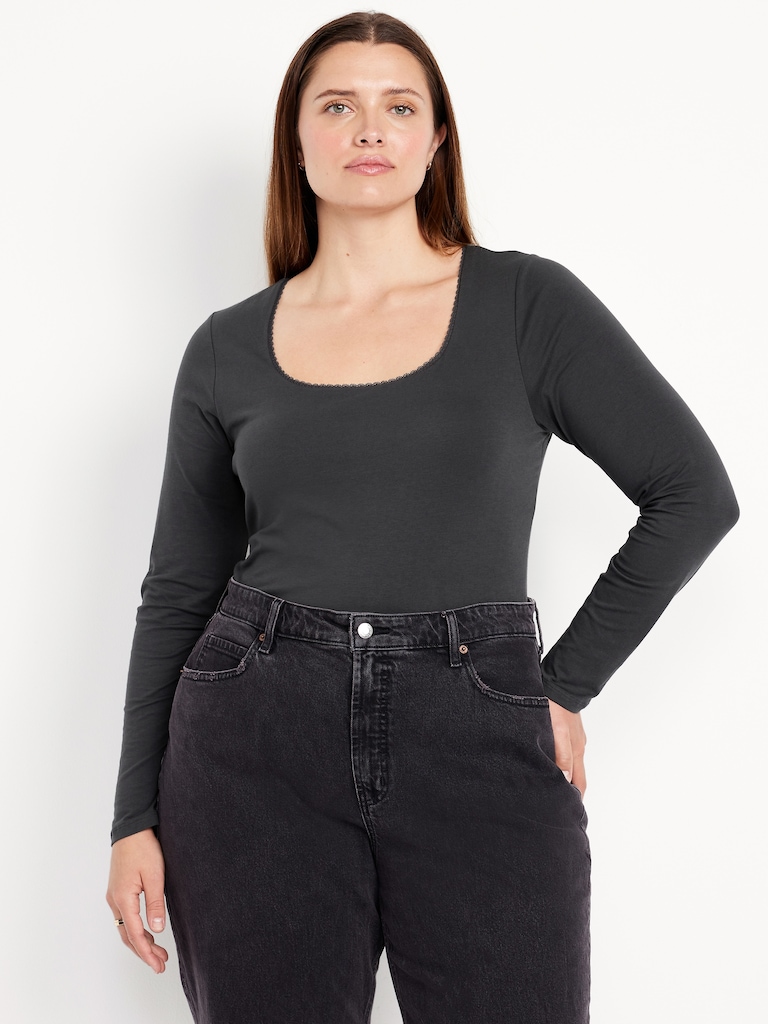 Fitted Double-Layer Scoop-Neck Top