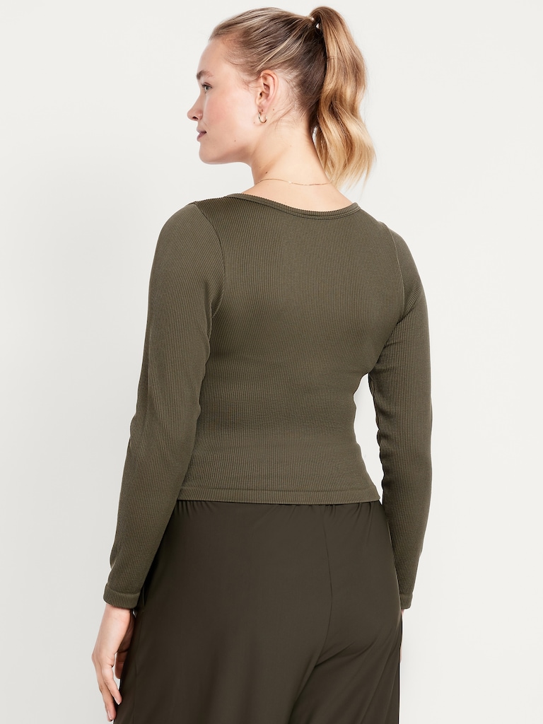 Exhale Seamless Cropped Henley Top