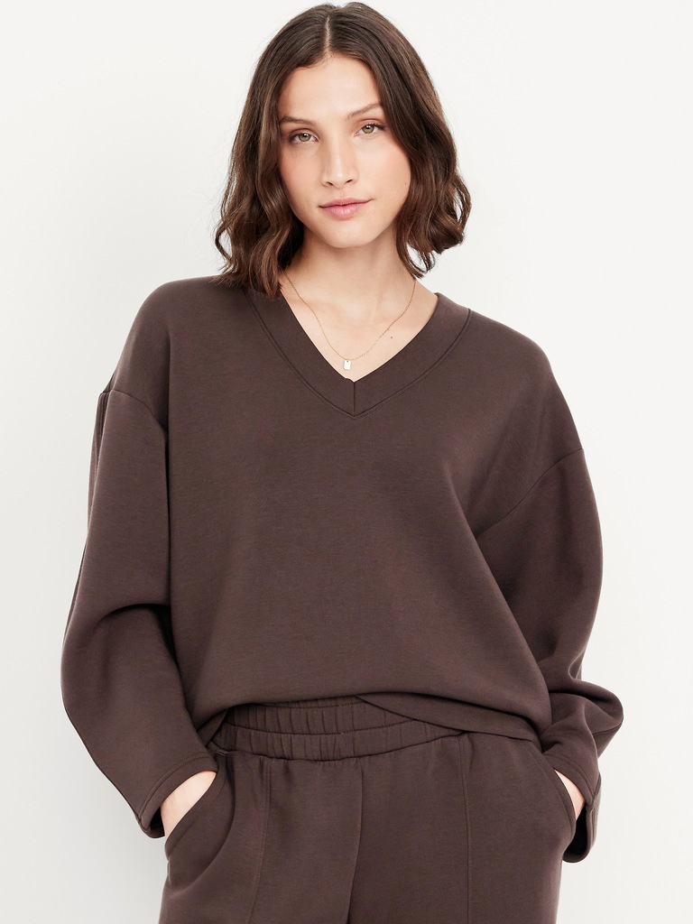 Bounce Fleece V-Neck Cocoon Sweatshirt
