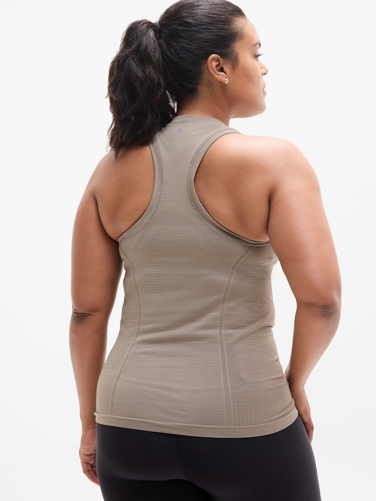 Momentum Seamless Tank
