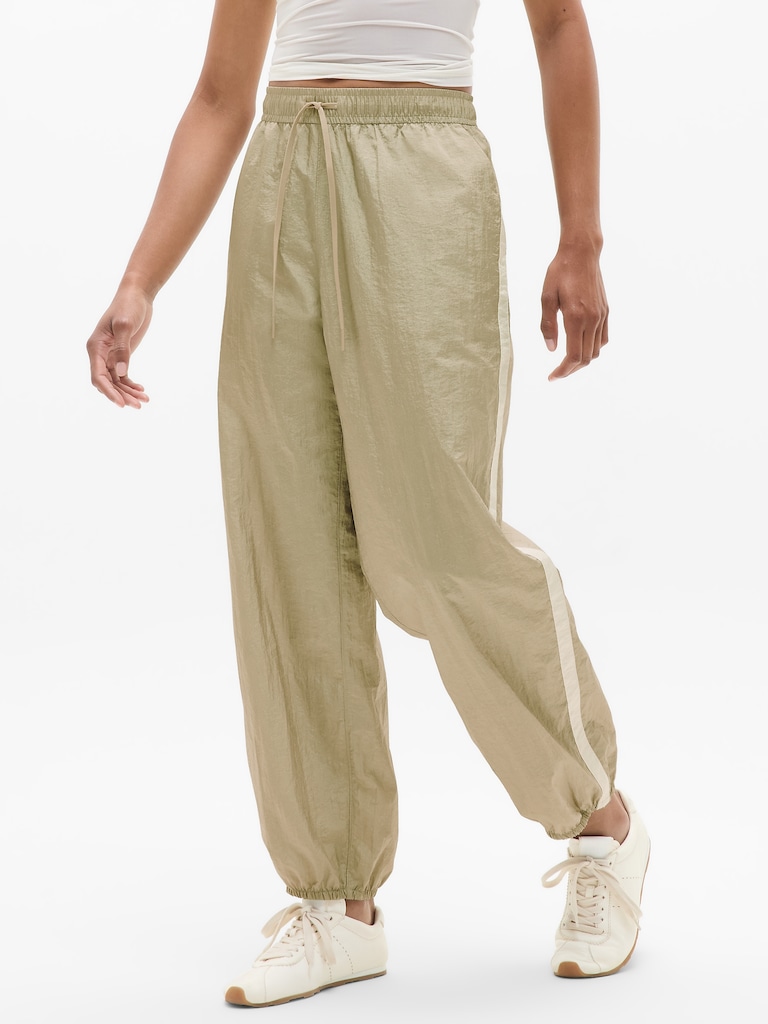 Daybreak Mid Rise Parachute Jogger