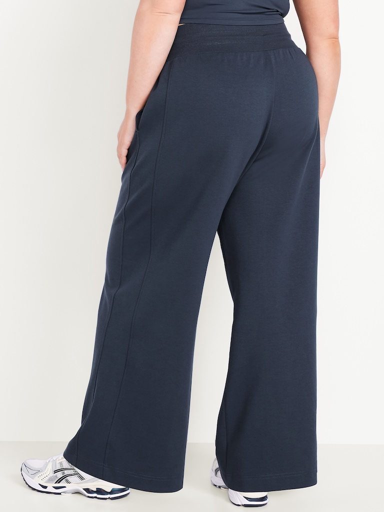 Extra High-Waisted Dynamic Fleece Wide-Leg Sweatpants