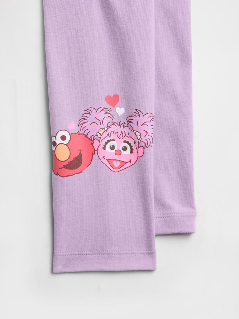 babyGap × Sesame Street Two-Piece Outfit Set