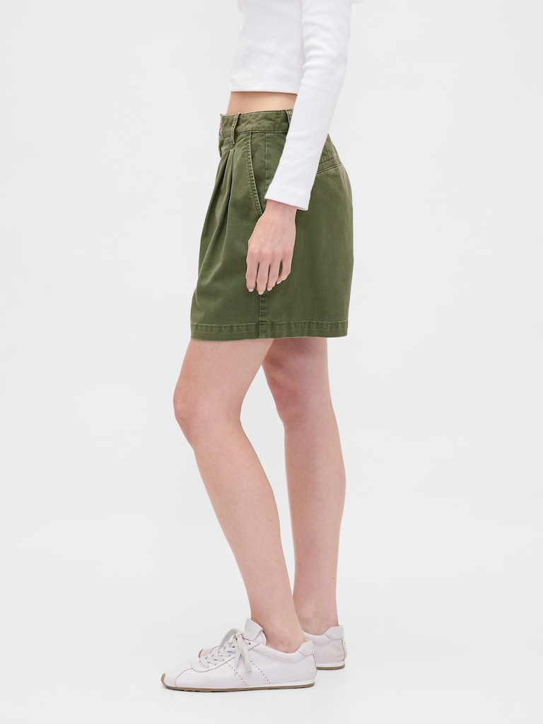6" Mid Rise Twill Pleated Trouser Shorts