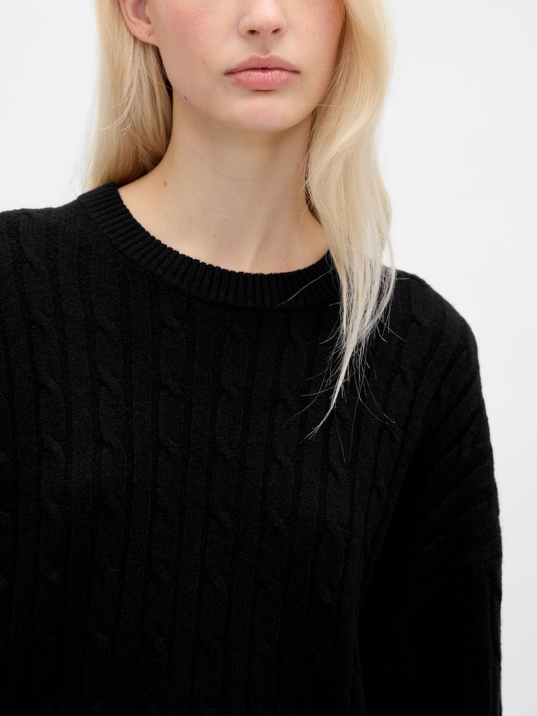 CashSoft Oversized Cable-Knit Sweater