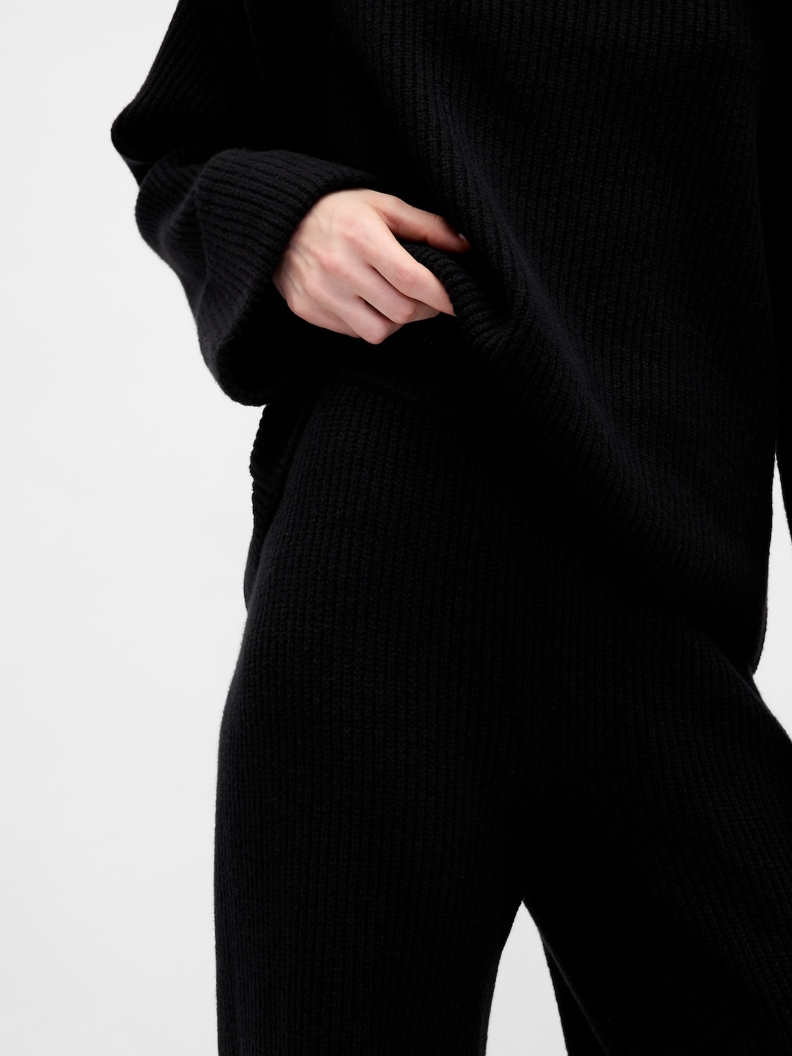 CashSoft Shaker-Stitch Sweater Pants