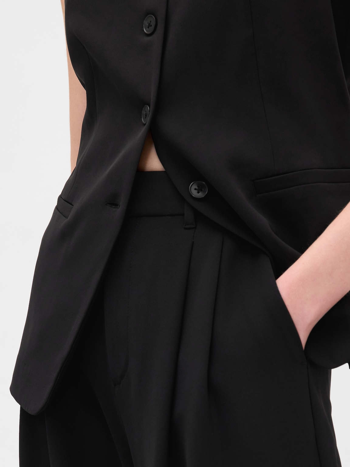 365 High Rise Pleated Trousers