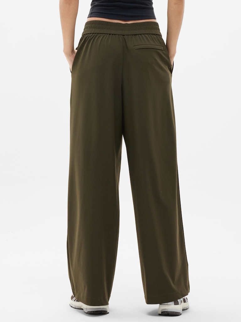 Pinnacle High Rise Trouser