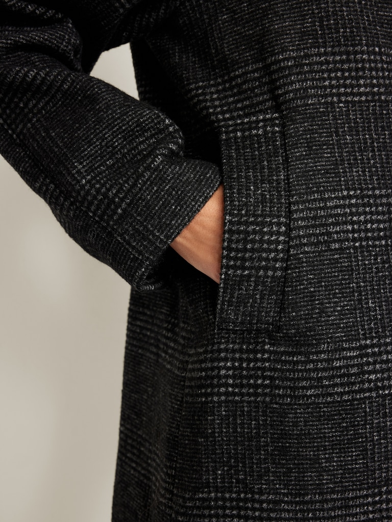 Relaxed Button-Front Mac Coat